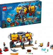 Lego City Ocean Exploration Base Playset (497 Pieces)