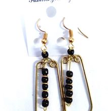 Womens Brass Black Beaded earrings
