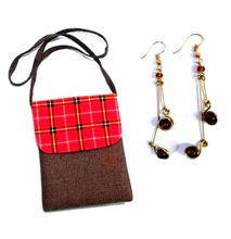 Womens Red maasai ling bag + earrings