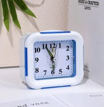 Analogue Silent Alarm Clocks Small Silent Non-ticking Analog Quartz With Light Snooze Bedside