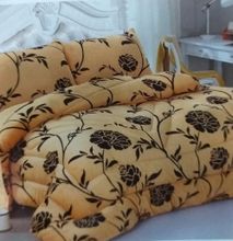 Beautiful and Comfy Woolen Duvet Set and 2 Pillow Cases brown