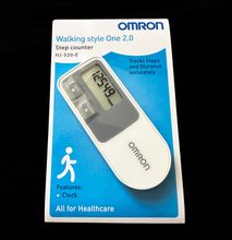 Omron Walking Style One 2.0 Pedometer HJ-320-E - Tracks Steps and Distance Accurately
