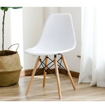 Generic Eames Plastic Chair - White