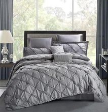 3pcs of 6 by 7 Pinch Pleat Pintuck Duvet Cover set - Grey