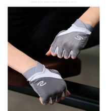 Fashion MEDIUM Half Finger Weightlifting Gym Gloves Riding Cycling Workout Exercise