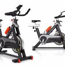 Spin bike with 15kg fly wheel. Chain power with monitor and pulse